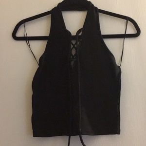 LACE UP HALTER TOP